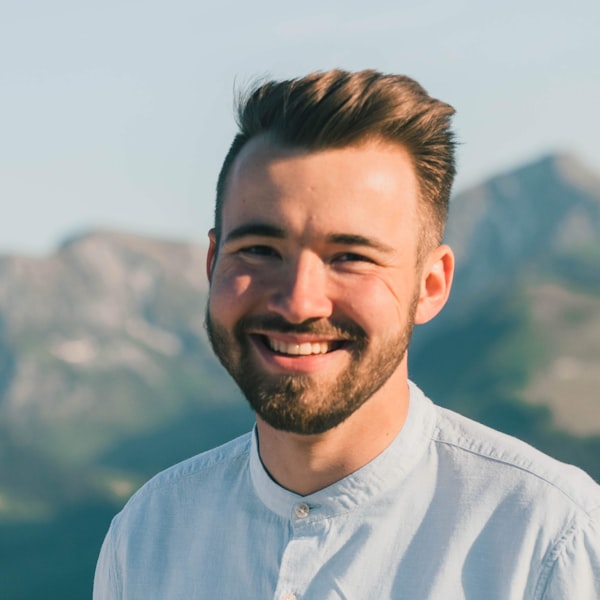 Komentator e-sportowy